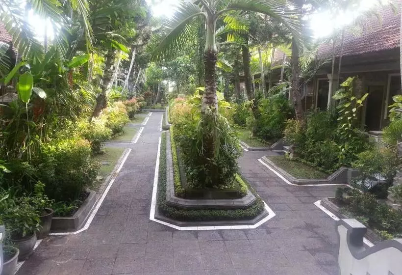 リゾートホテル Dewa Bharata Bungalows Candidasa