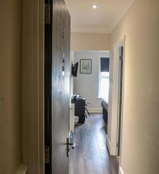 צימר Winston Hill Guest House