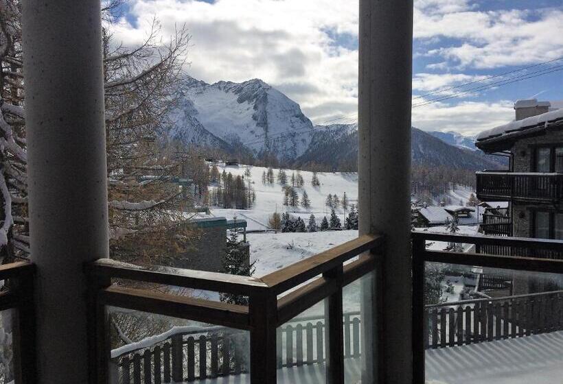 ホテル Chalet Weal