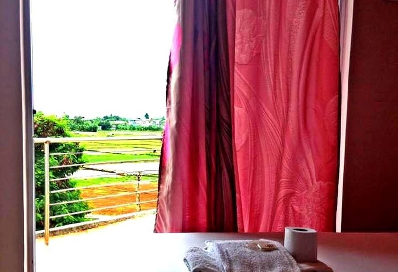 هتل Fragoch Tourist Inn