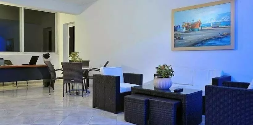 ホテル Galazia Akti