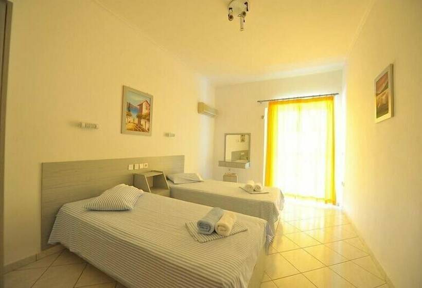 בית מלון כפרי Galazia Akti