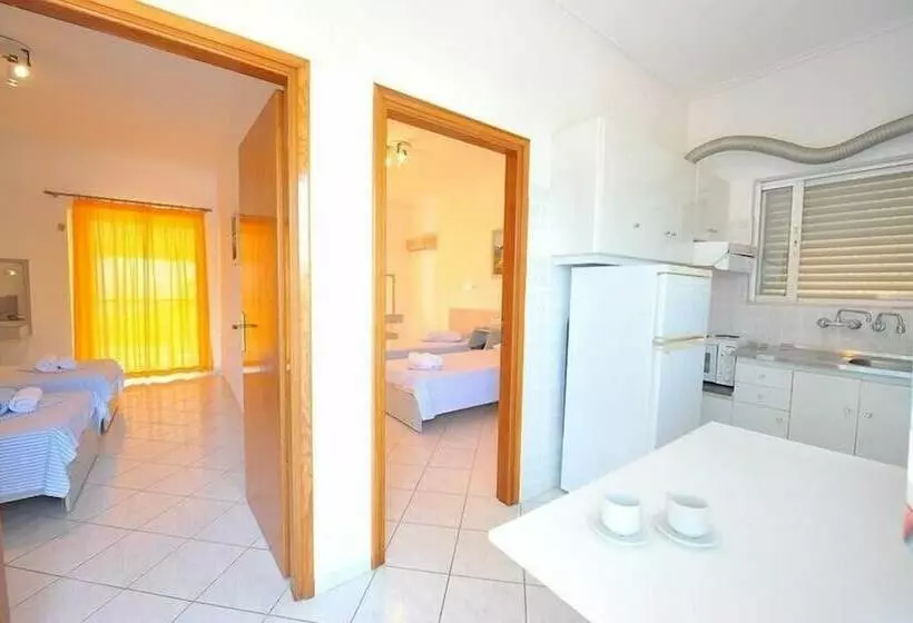 ホテル Galazia Akti