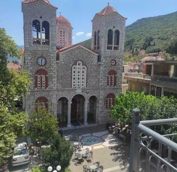 ホテル Koutriaris