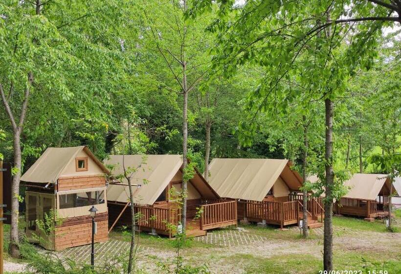 فندق Saecula Natural Village Experience