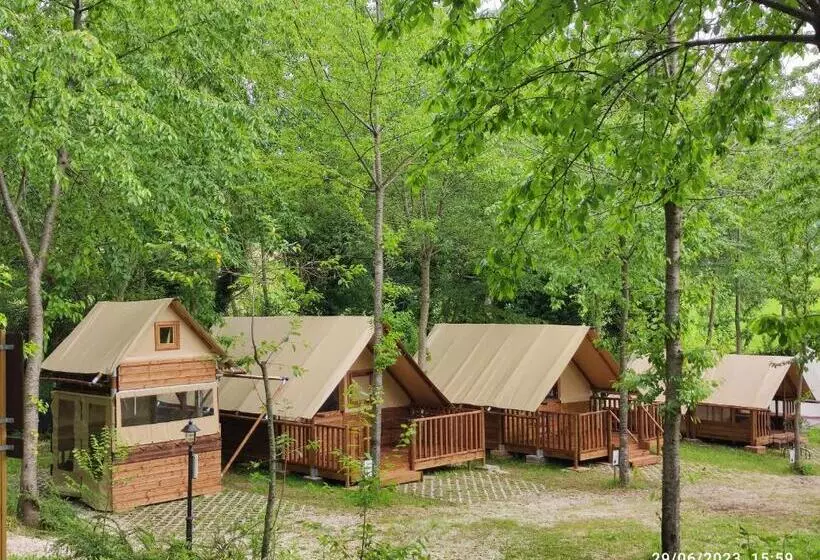 هتل Saecula Natural Village Experience