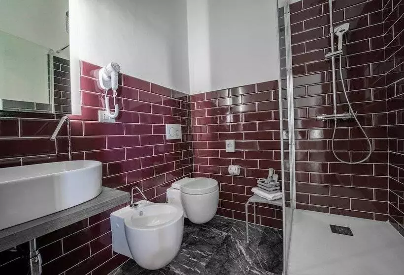 تختخواب و صبحانه Urban Rooms