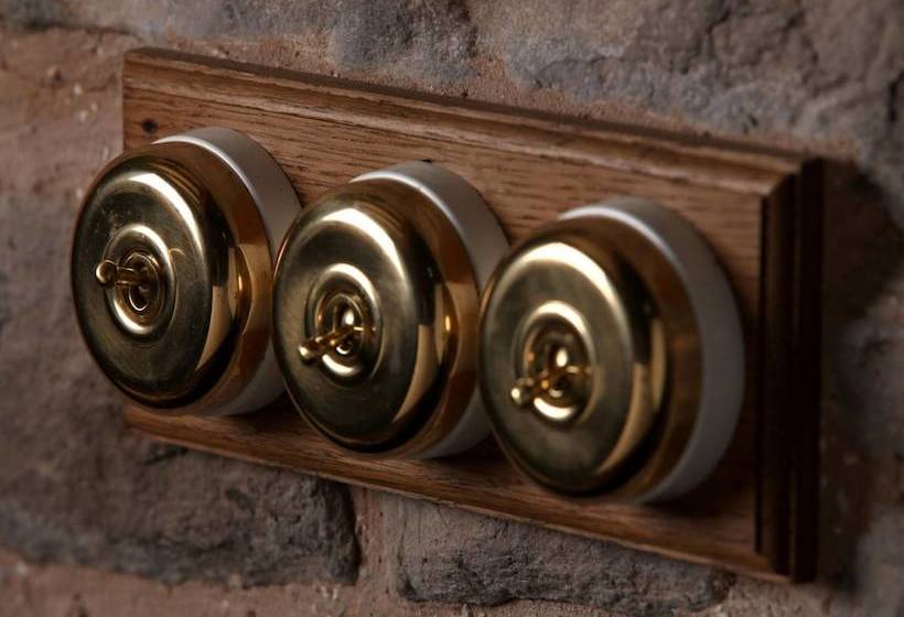 Charming And Authentic Cottage With Beautiful Views In A Quiet Location