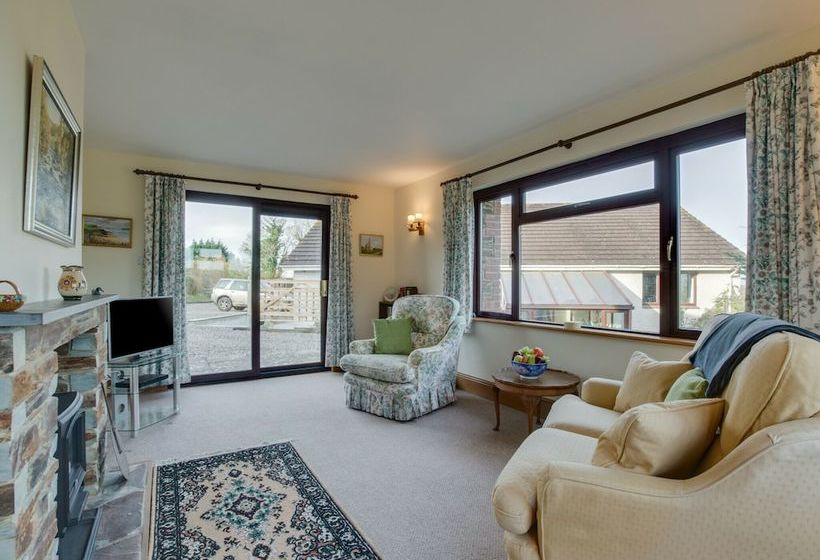 Cozy Cottage In Saint Essey With Terrace