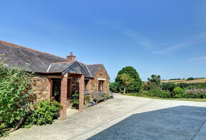 Cozy Cottage In Saint Essey With Terrace