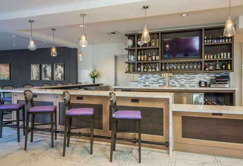 Отель Hilton Garden Inn Memphis East Germantown, Tn