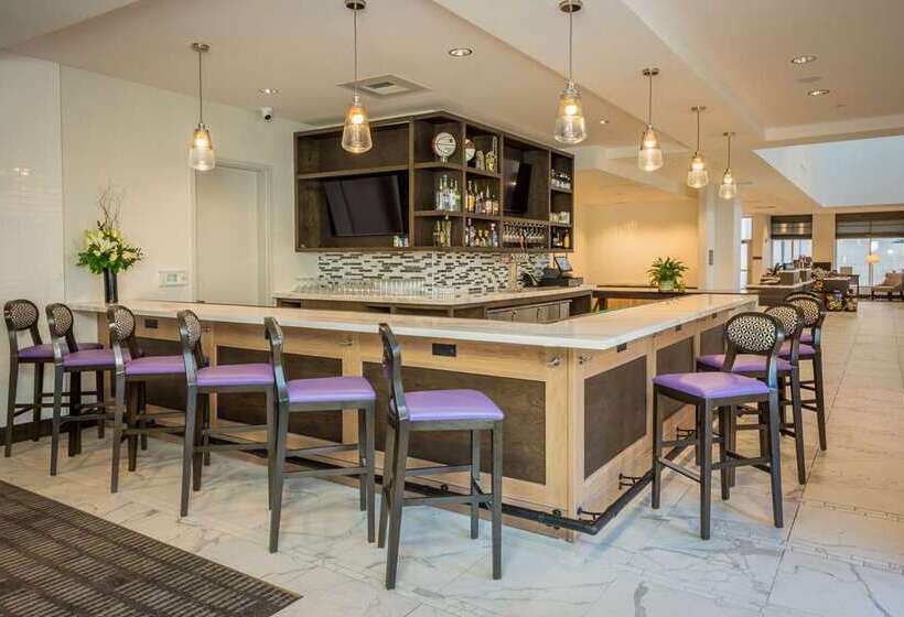 Отель Hilton Garden Inn Memphis East Germantown, Tn