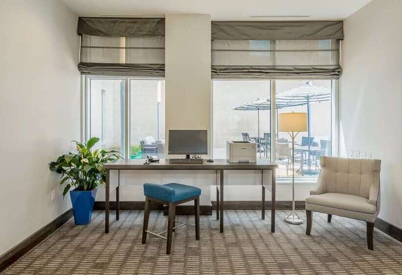 Отель Hilton Garden Inn Memphis East Germantown, Tn