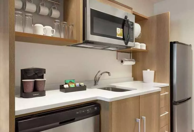 Hotelli Home2 Suites By Hilton Miami Doral West Airport