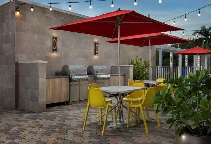 Hotelli Home2 Suites By Hilton Miami Doral West Airport