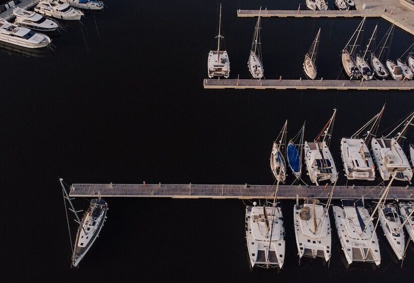 هتل Hooga Feel The Cosiness