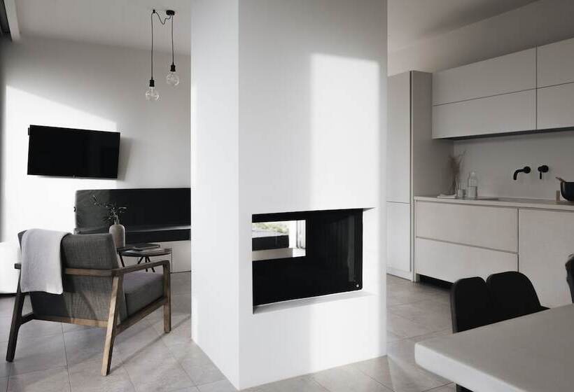 هتل Hooga Feel The Cosiness