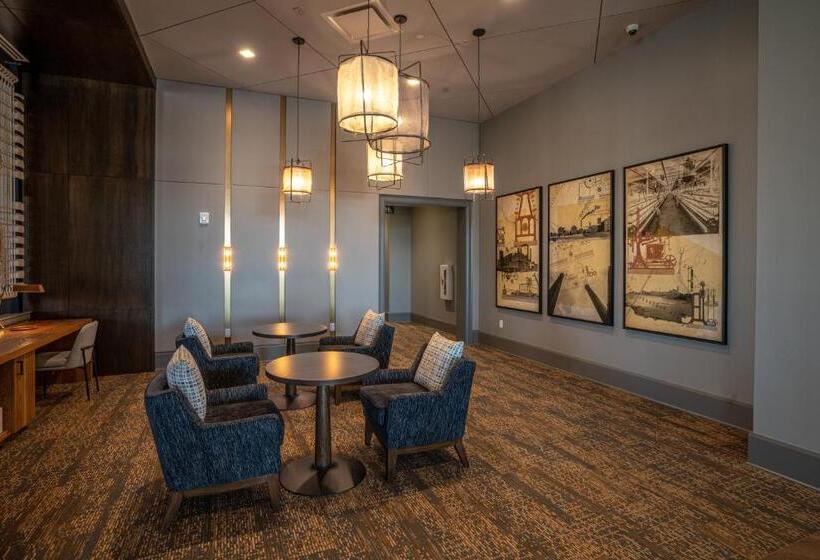 هتل Indigo Columbus At Riverfront Place, An Ihg