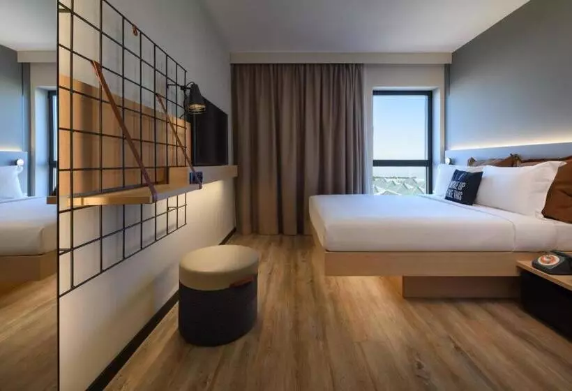 Hotel Moxy Lisboa Oriente