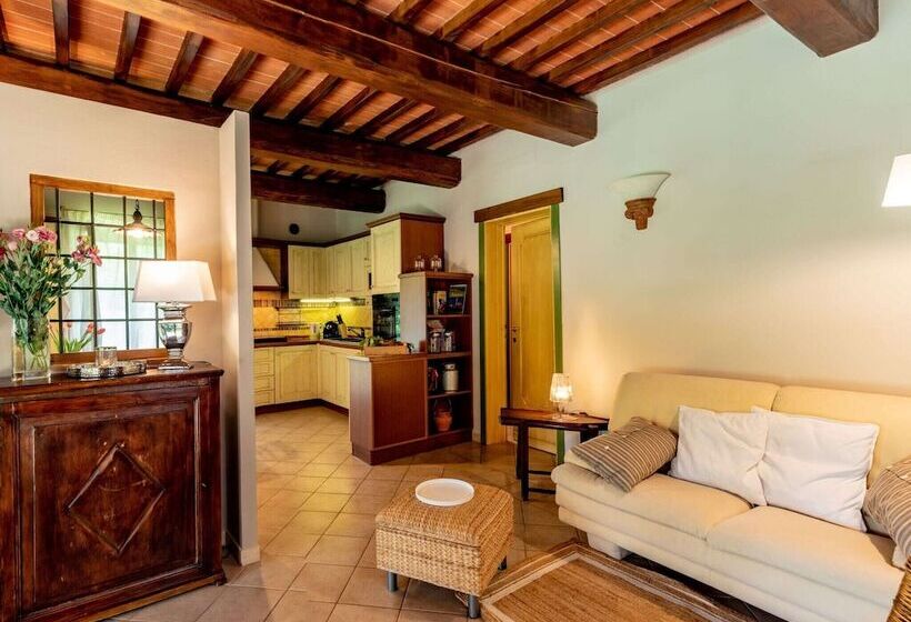 Cottage In Tuscany With Private Pool