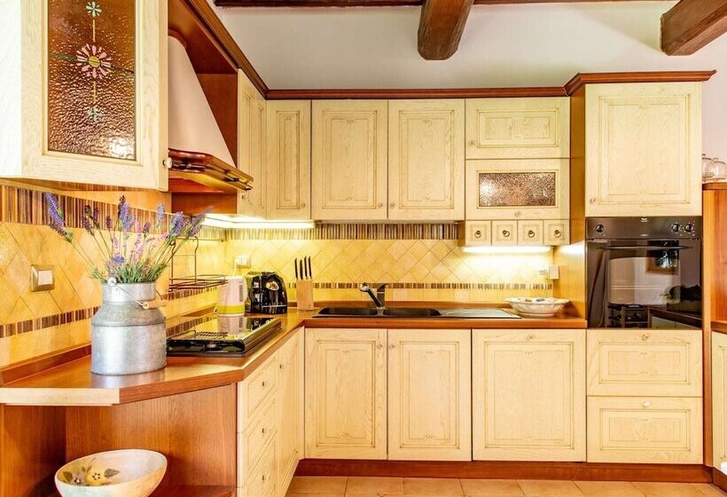 Cottage In Tuscany With Private Pool