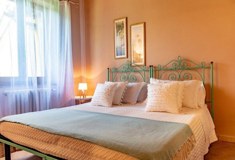 Cottage In Tuscany With Private Pool