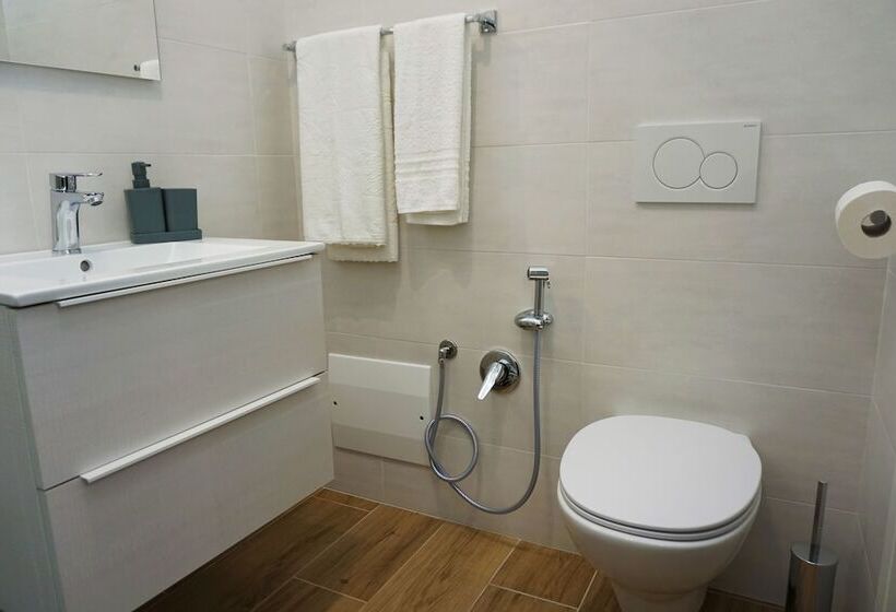 پانسیون Apulia Rooms Bari