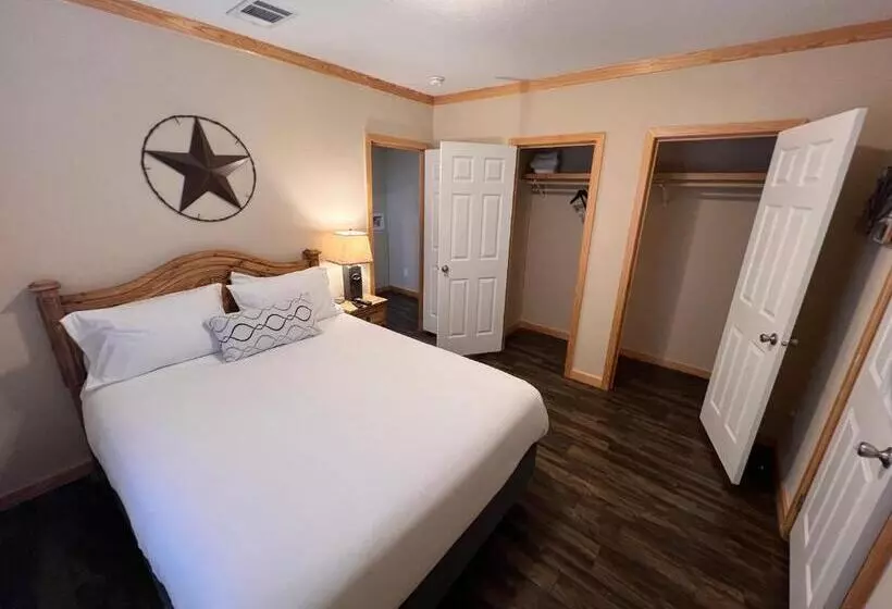 The Hideout Golf Club & Resort