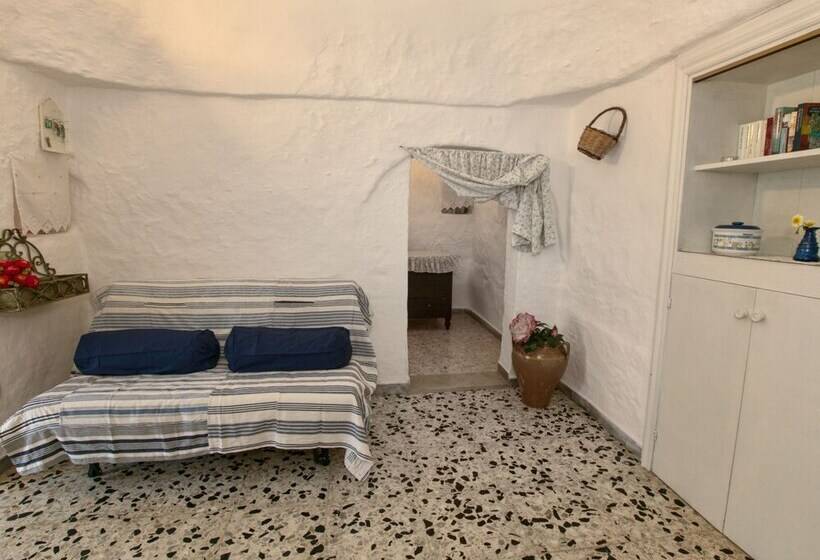 Typical Trullo With Conical Roof In Excellent Area Near Sea