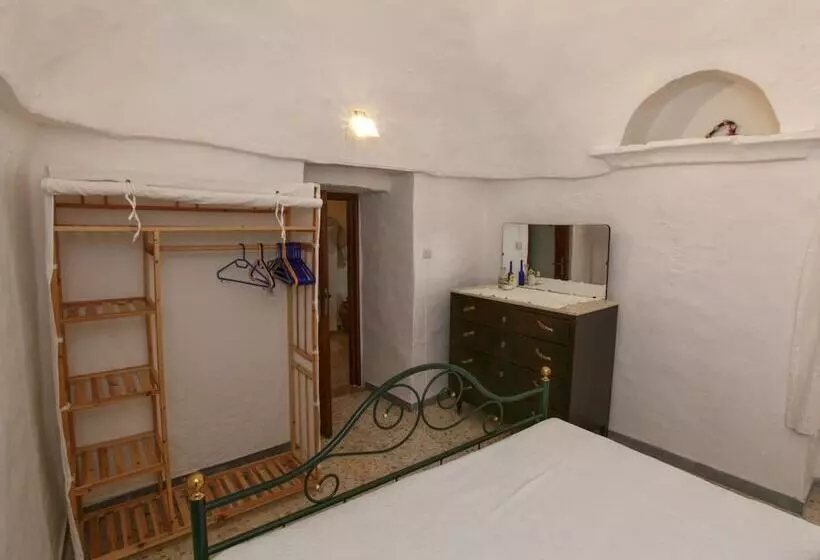 Typical Trullo With Conical Roof In Excellent Area Near Sea