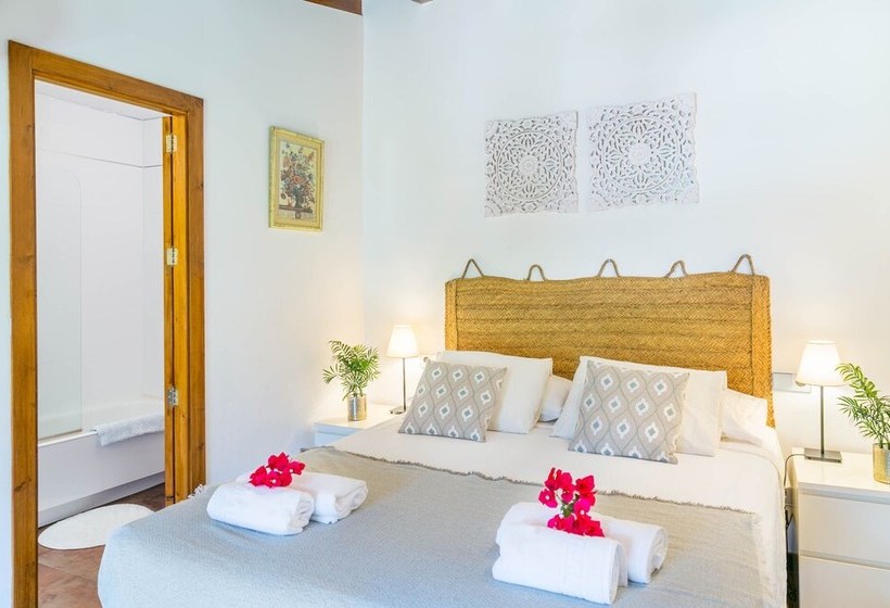 Beautiful Mallorcan Villa With Pool In Soller