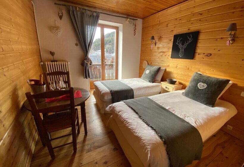 בית מלון כפרי Auberge De La Foret