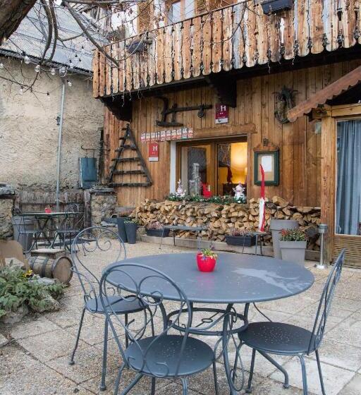 בית מלון כפרי Auberge De La Foret