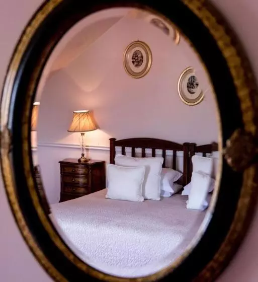 Hotelli Kilcooly S Country House