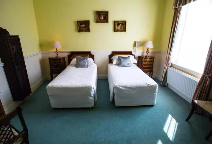 Hotelli Kilcooly S Country House