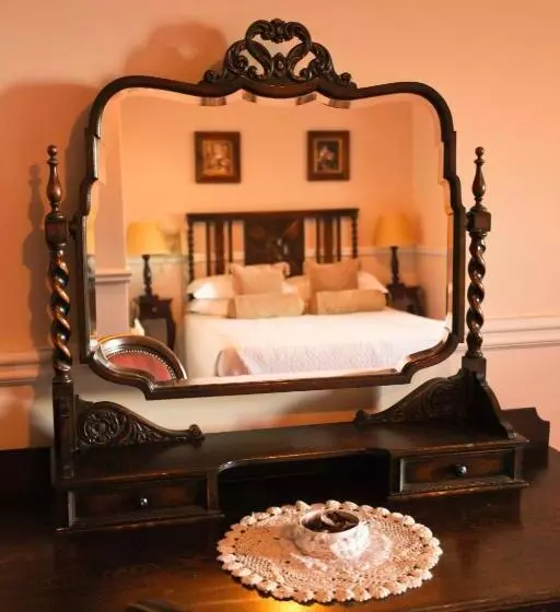 Hotelli Kilcooly S Country House