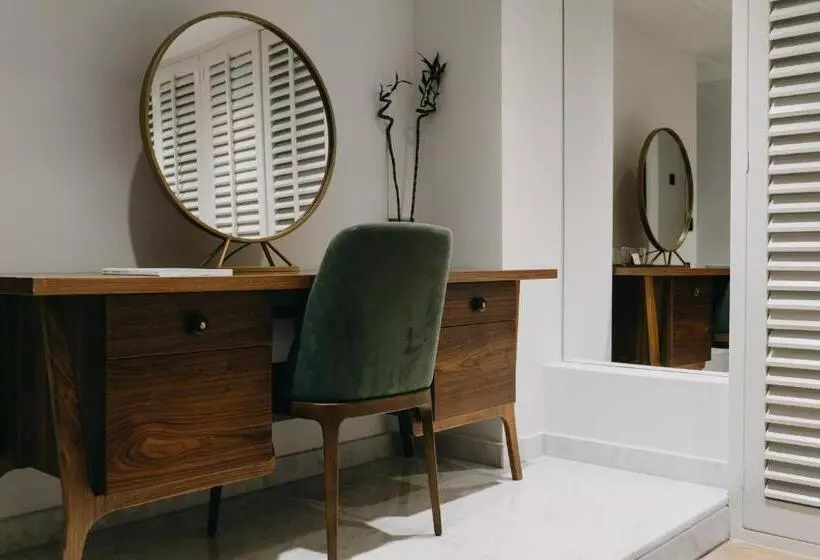 The Bold Type Hotel, A Member Of Design Hotels