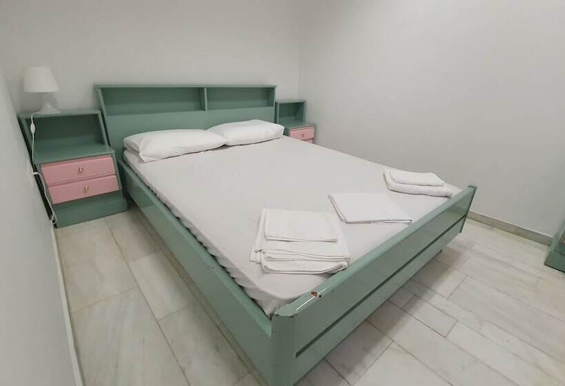 Pensjonat Tk1 George Apartments By The Airport