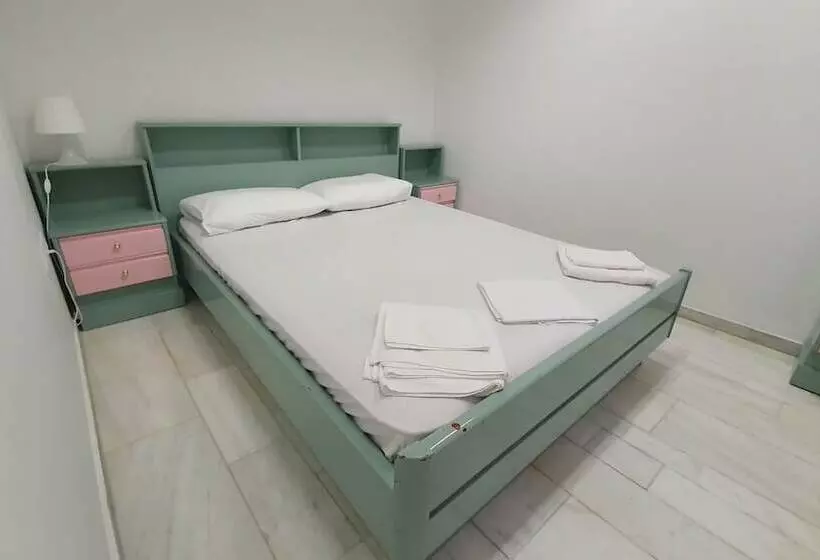 Majatalo Tk1 George Apartments By The Airport