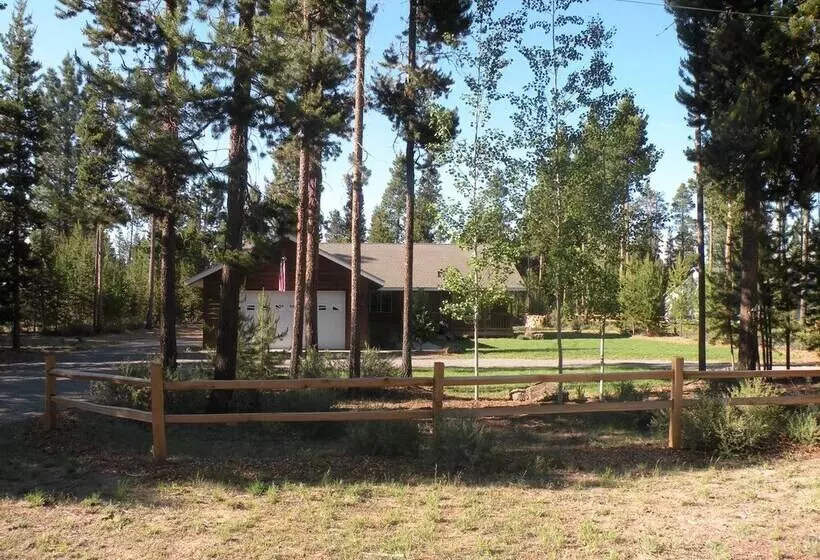 The Cozy Cabin Lapine