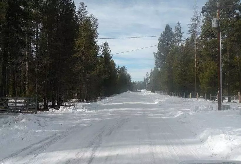 The Cozy Cabin Lapine