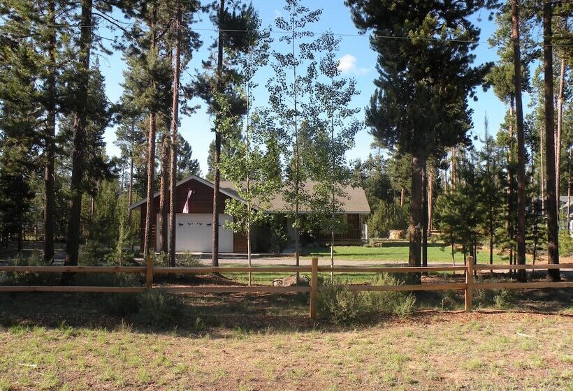 The Cozy Cabin Lapine