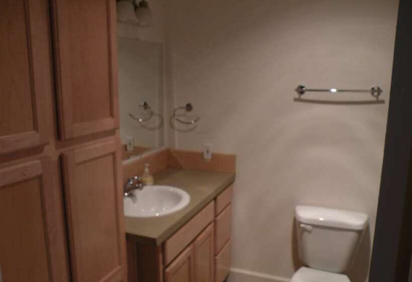 The Cozy Cabin Lapine