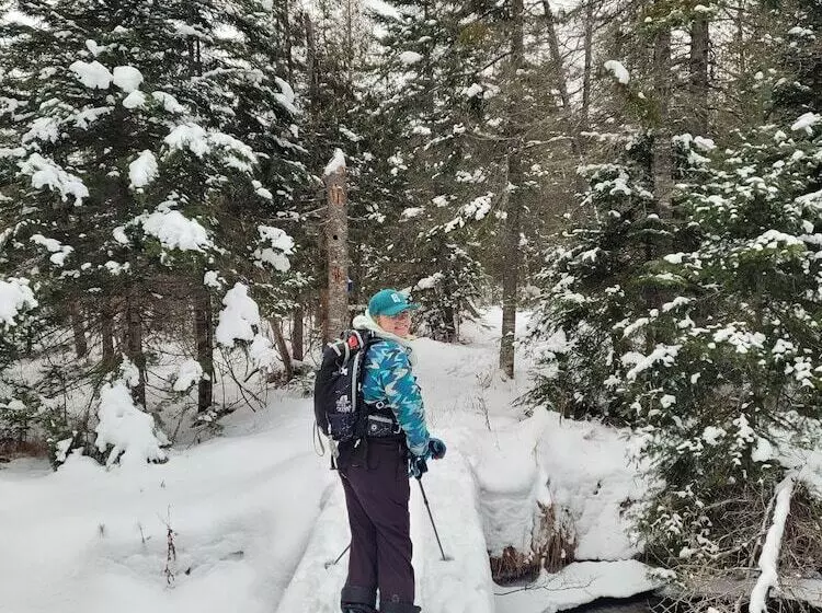 Retkeilymaja Oberge Inn Val David