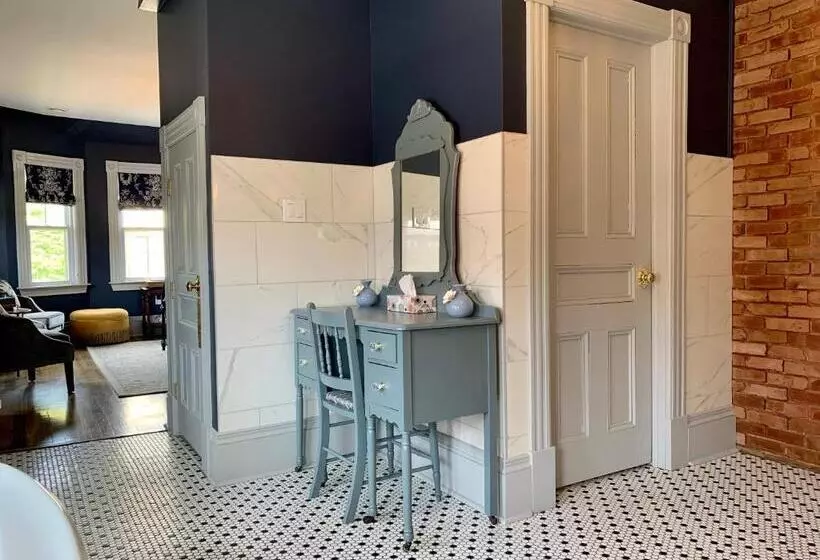 Retkeilymaja Slaymaker & Nichols Gastro House & Inn