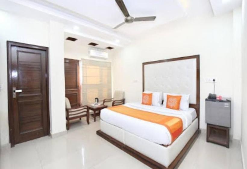 فندق Eurasia Mohali International Airport