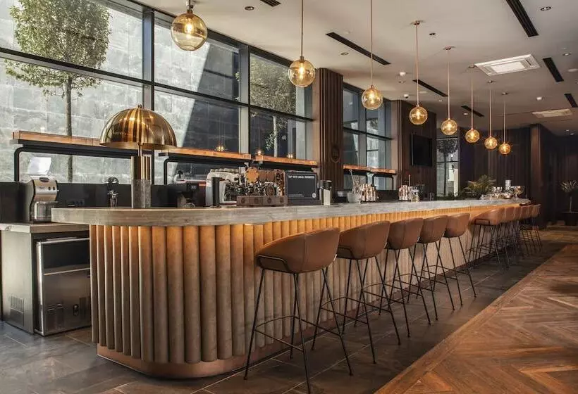 هتل Four Points By Sheraton Prishtina City