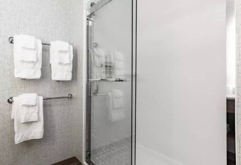 ホテル Holiday Inn Express & Suites   Moundsville, An Ihg