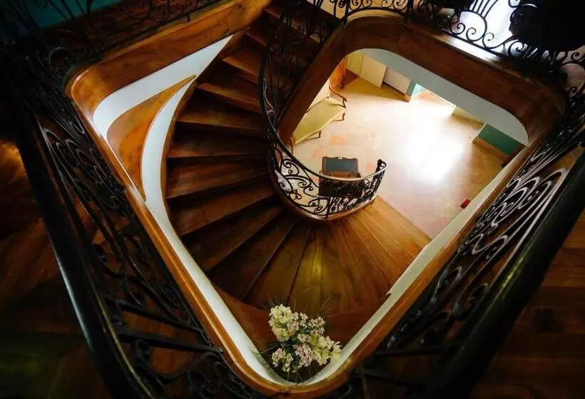 Hotelli Le Clos Cathala Chambres D Hotes