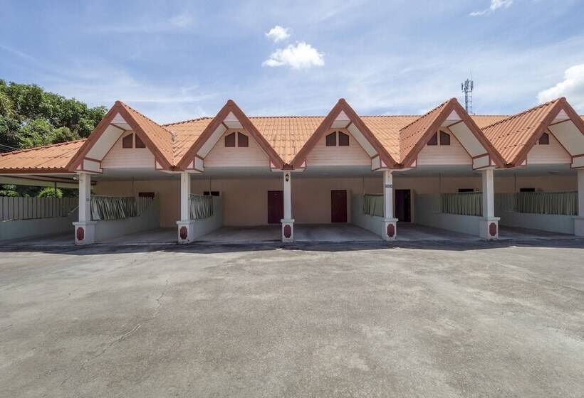 هتل Oyo 1070 Paradise Resort